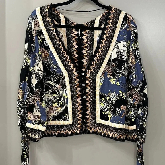 Free People Catch Me If You Can Blouse Oversized Kimono Style Blouse Size M - Picture 2 of 7